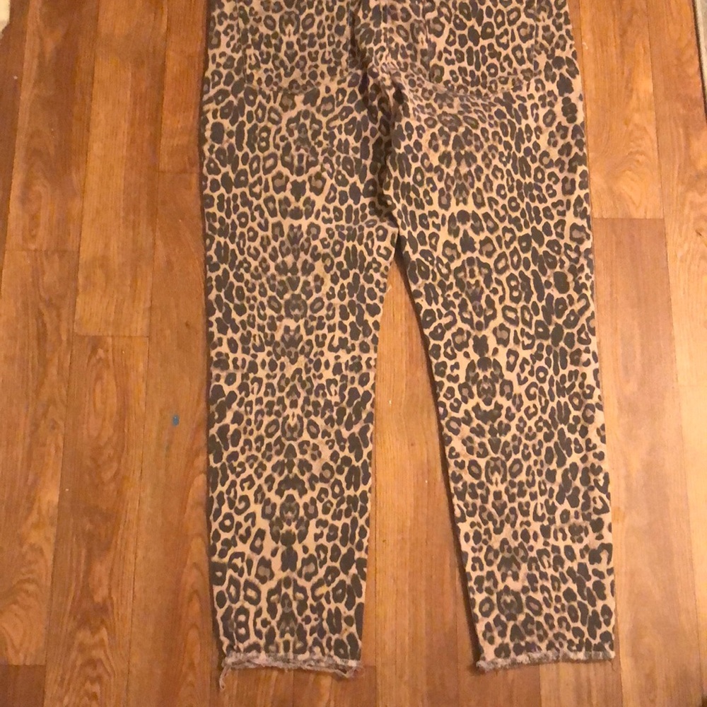 ππ½ππΌππ» Leopard Jeans - Picture 5 of 7